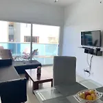 Hermoso Apartamento Con Vista Al Mar En El Hotel Poseidon